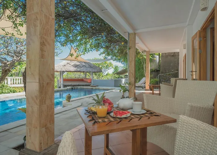 Dinding Batu Villa