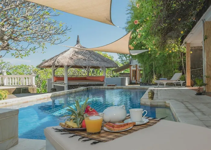 Villa Dinding Batu Singaraja