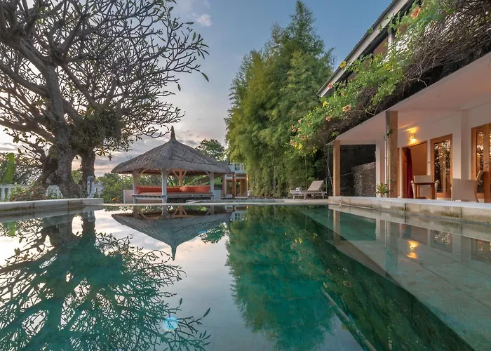 Dinding Batu Villa Singaraja